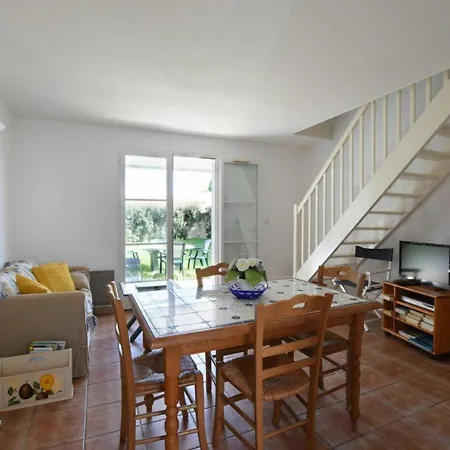 Maison Ars-en-re, 3 Pieces, 4 Personnes - Fr-1-434-62 *
